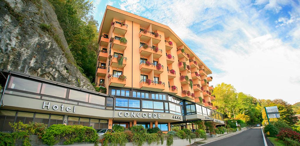 Hotel Concorde Arona Esterno foto